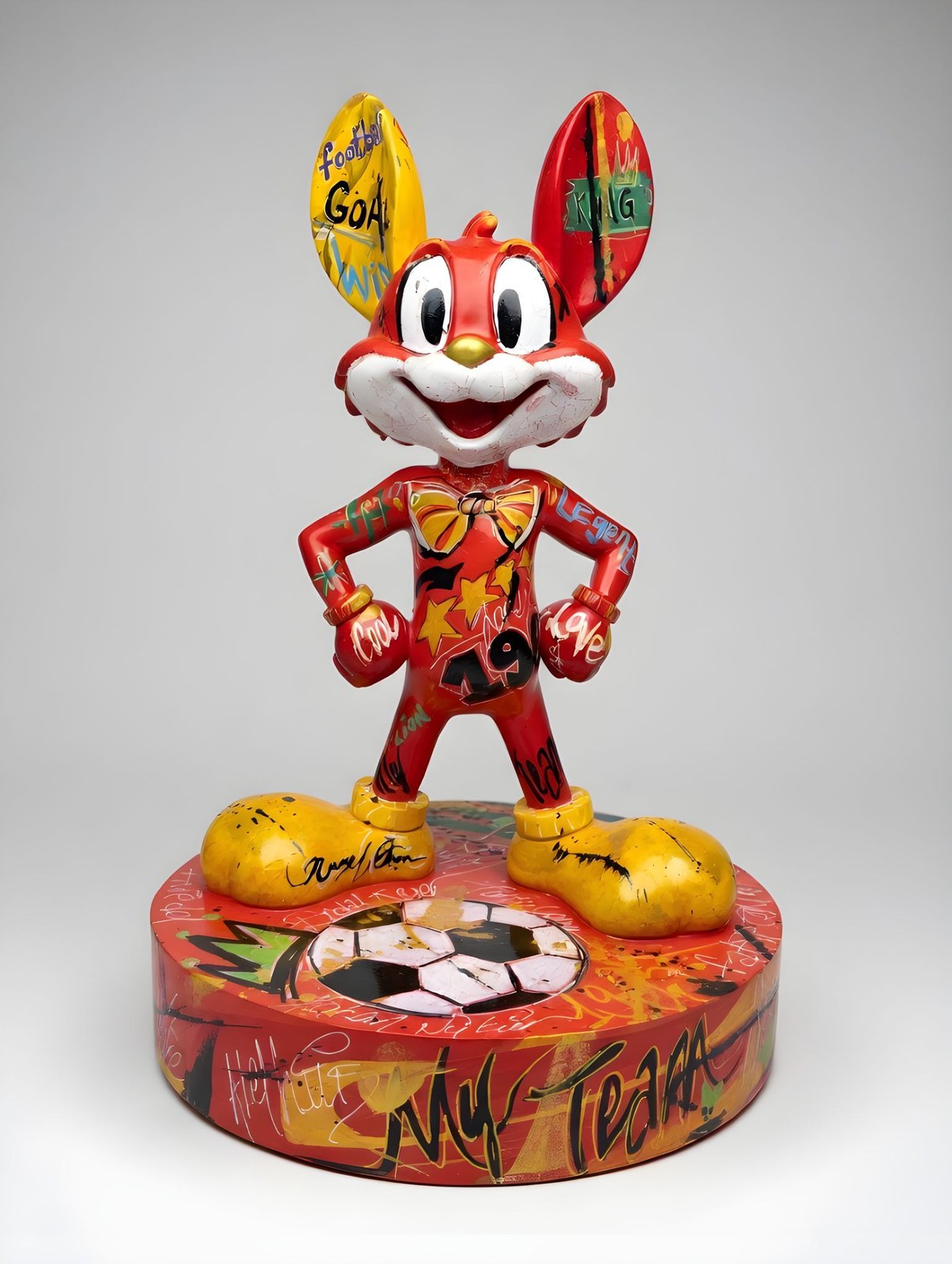 Mr Roo NÖ-MR-06 — pop-art sculpture by Nursel Önen