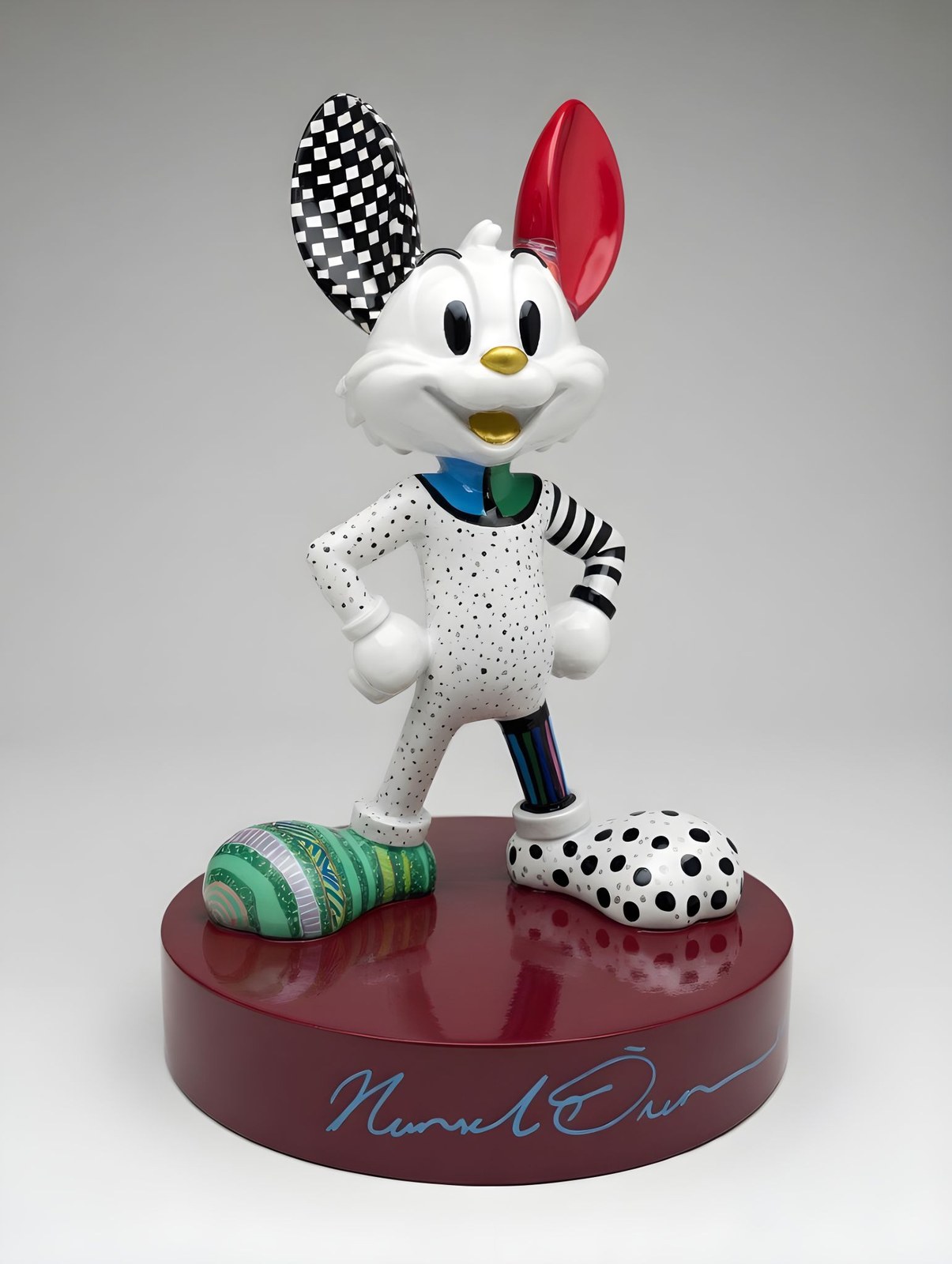 Mr Roo NÖ-MR-11 — pop-art sculpture by Nursel Önen
